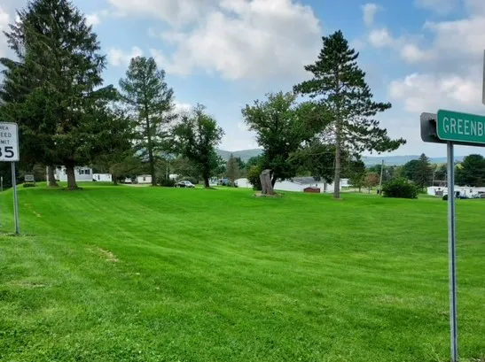 Crestwood Mobile Home Park Picture 5