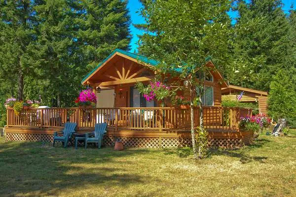 Mt. Hood Village Campground Picture 5