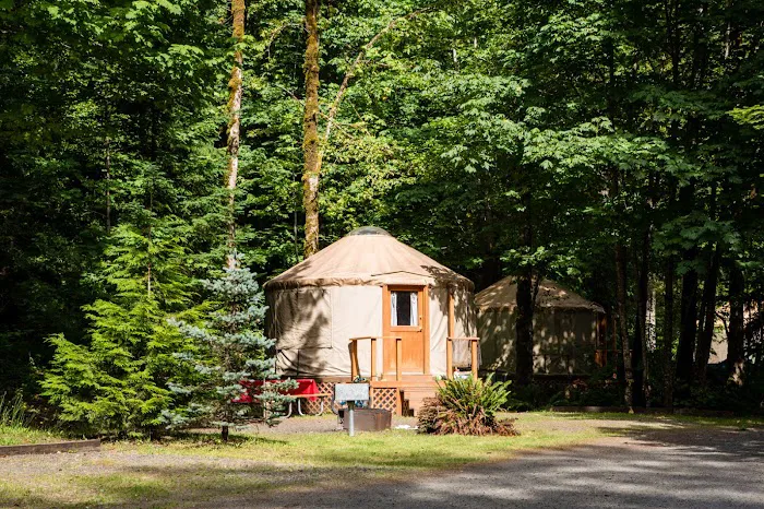 Mt. Hood Village Campground Picture 8