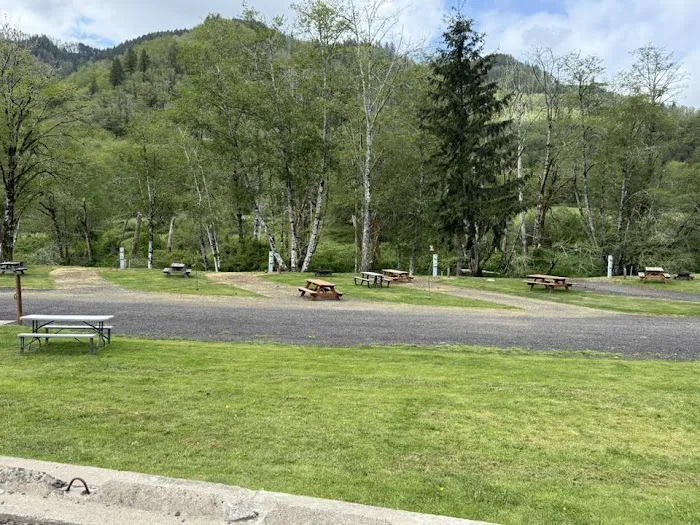 Trask River RV Park Picture 1