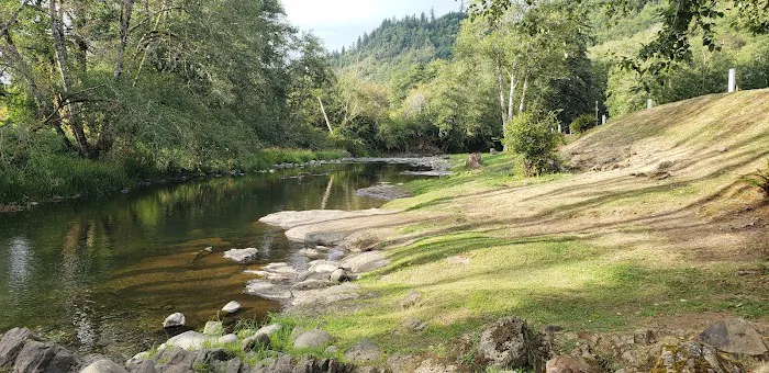 Trask River RV Park Picture 7