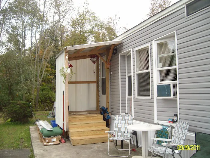 Rolling Acres Mobile Home Park Picture 4