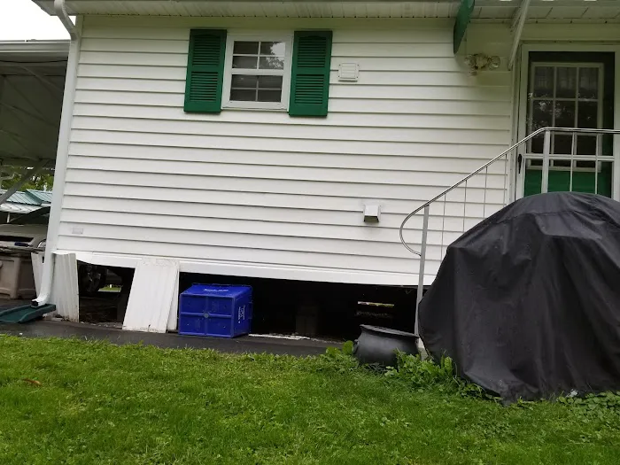 Maplehurst Park Picture 7