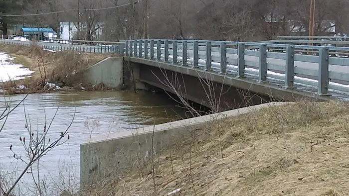 Oakwoods Manufactured Housing Community Picture 7