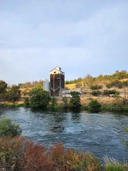 Oasis Camping Area Picture 10