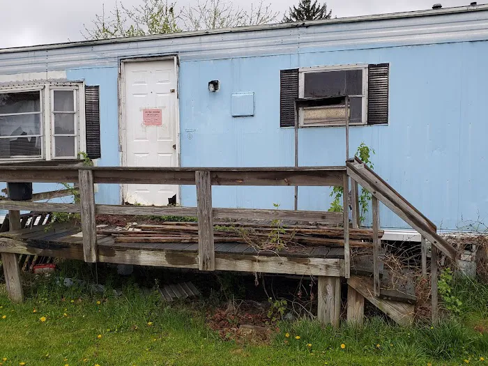 Stewart's Trailer Park Picture 4