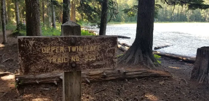 Upper Twin Lake Campground Picture 5