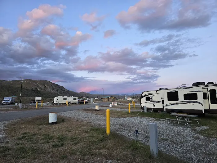 Rufus Woods Lake Campground Picture 7