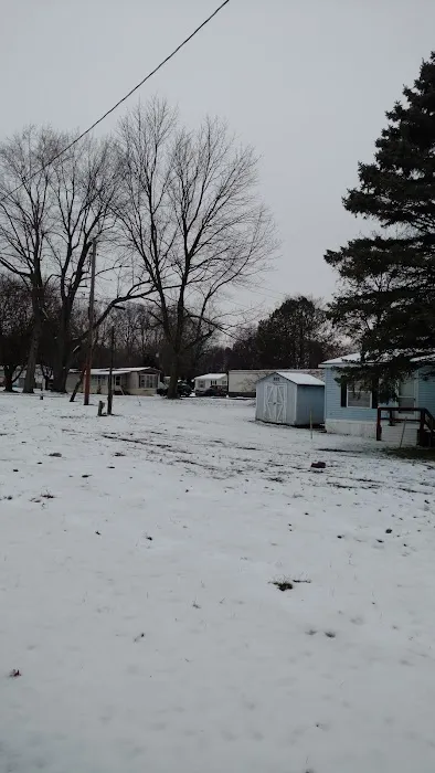 East Avenue - Forest Lawn MHC Picture 3