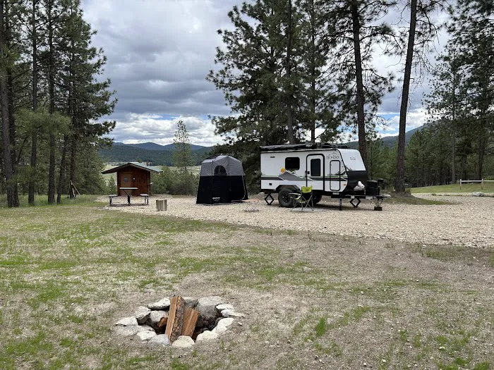Lazy C Mini RV Park/Campground & Airbnb Picture 1