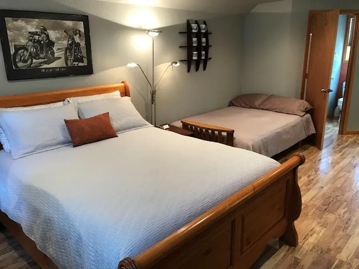 Lazy C Mini RV Park/Campground & Airbnb Picture 5