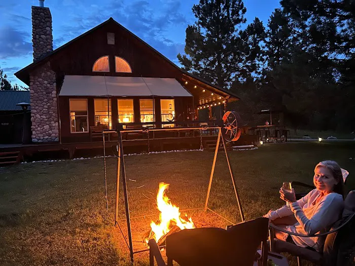 Lazy C Mini RV Park/Campground & Airbnb Picture 4