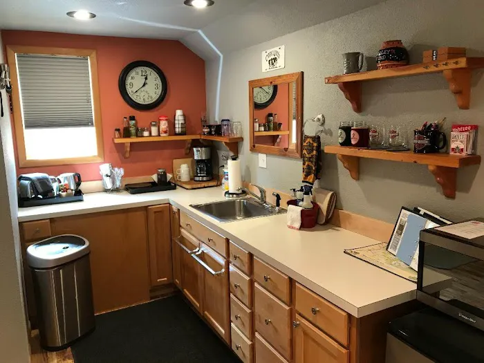Lazy C Mini RV Park/Campground & Airbnb Picture 7