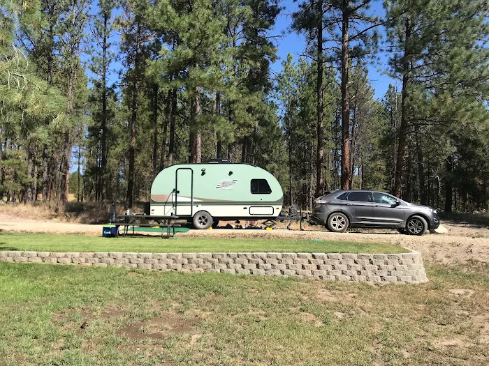 Lazy C Mini RV Park/Campground & Airbnb Picture 10