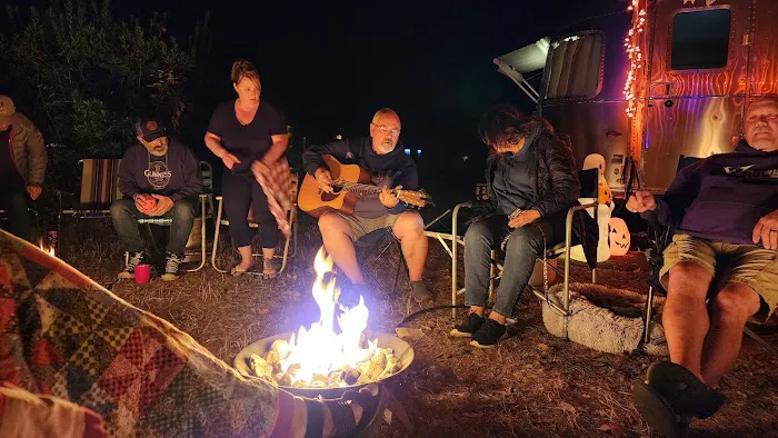 A Loop Campground, Champoeg State Historic Area Picture 2