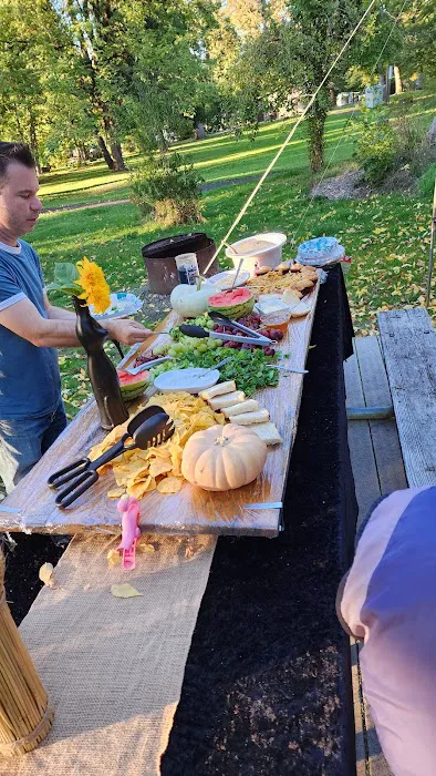 A Loop Campground, Champoeg State Historic Area Picture 4