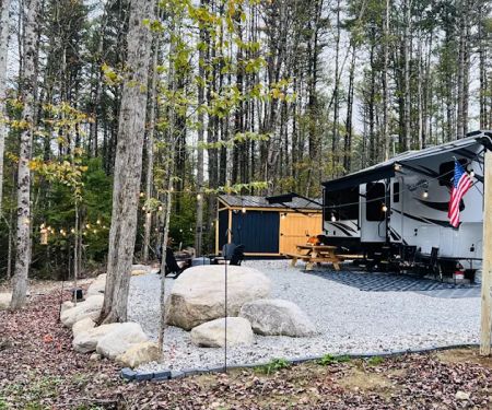 Live 2 Journey RV Escape