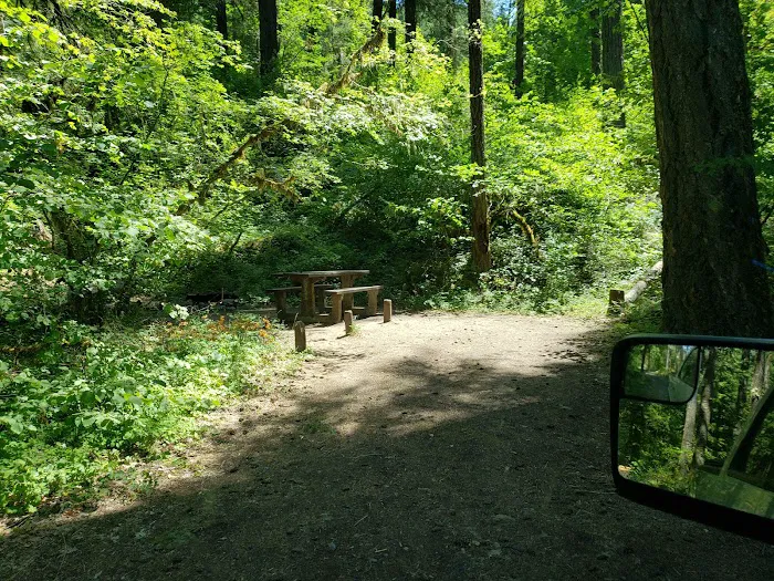 Rainbow Campground Picture 8