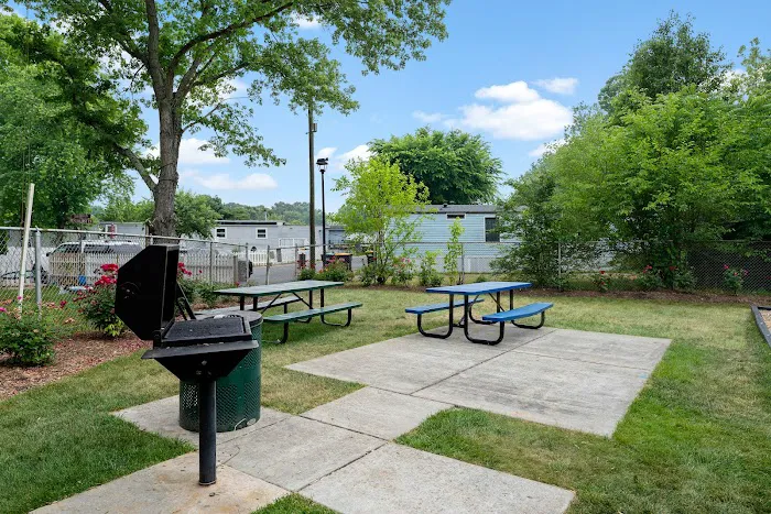 Bull Run Mobile Home Community Picture 9