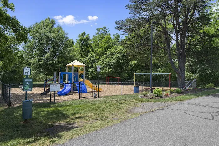 Waples Mobile Home Park Picture 3