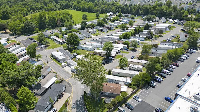 Waples Mobile Home Park Picture 6