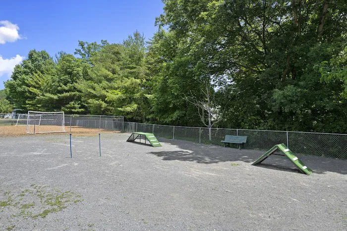 Waples Mobile Home Park Picture 8