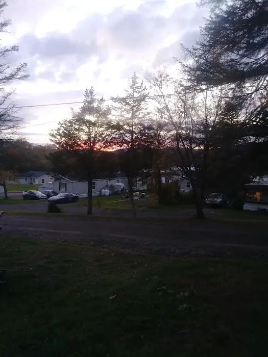 Riverside Estates - Mobile Home Community Picture 2