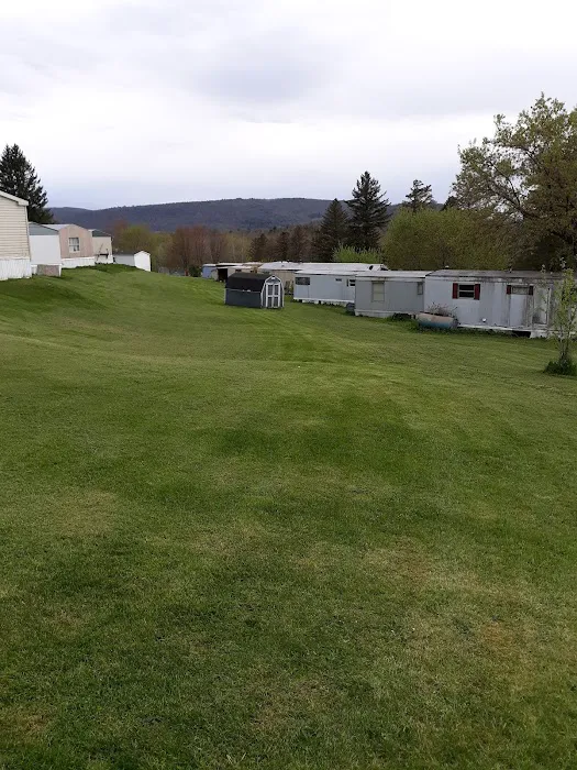 Riverside Estates - Mobile Home Community Picture 9