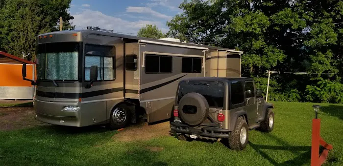 Meredith Colony RV Park Picture 1