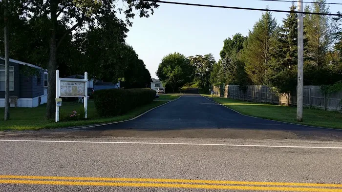 Maple Ridge Mobile Home Park Picture 5