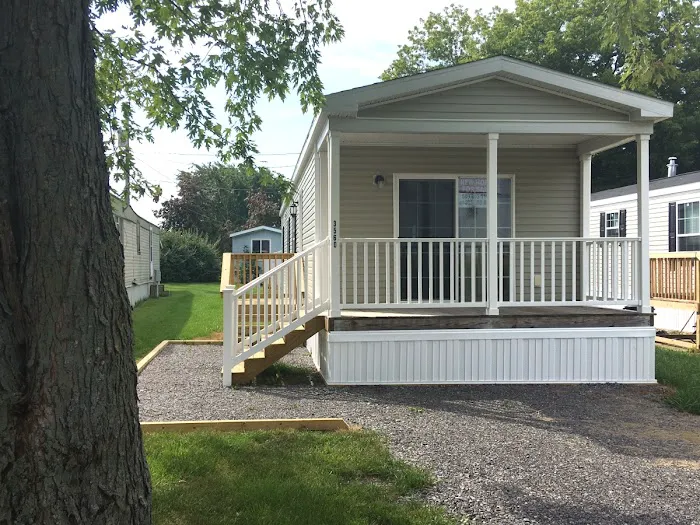 Maple Ridge Mobile Home Park Picture 9