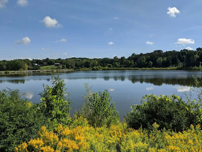 Twin Cedars of Avon Picture 2