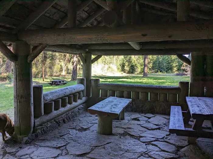 Bear Springs Group campground Picture 6