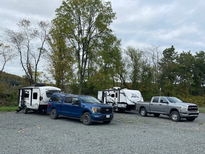 Rusted Acres RV Park Picture 3