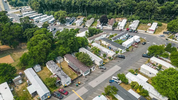 Bel Air Mobile Home Community Picture 9