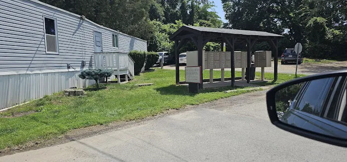 Featherstone Mobile Home Park Picture 6