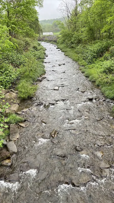 Creekside Mobile Home Park Picture 2