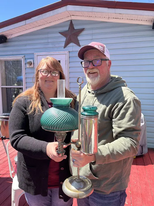 Honey Bee Hollow Picture 2