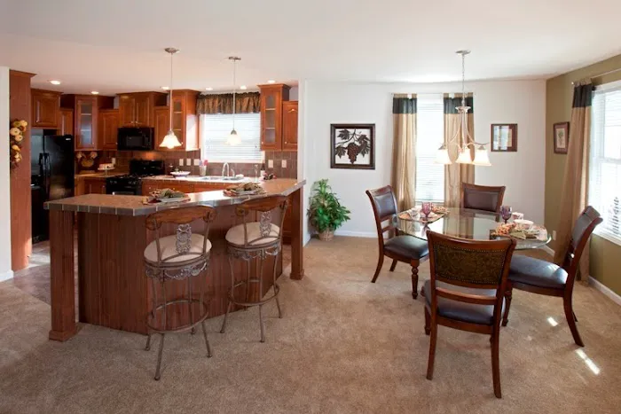 Thomas Estate West Manufactured Homes Picture 5