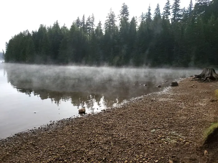 Hoodview Campgrounds Picture 3