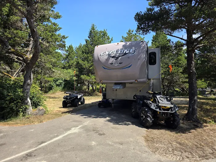 Sandbeach Campground Picture 5