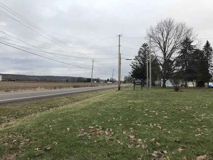 Country Road Manufactured Home Community Picture 2