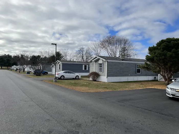 Fox Run Mobile Home Park Picture 2