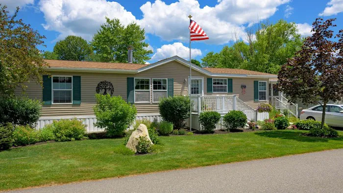 Town & Country Village Picture 8