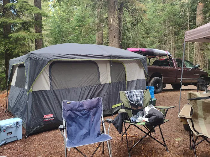 North Arm (Timothy Lake) Campground Picture 1