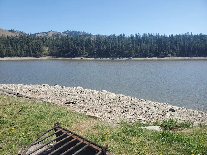 San Poil Campground Picture 3