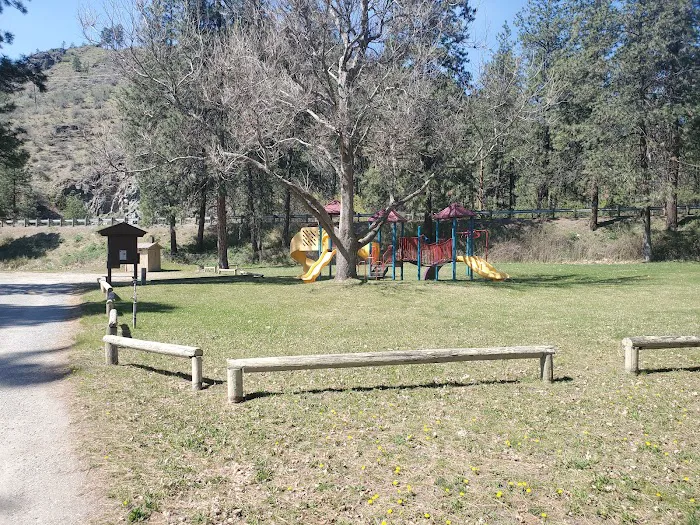 San Poil Campground Picture 8