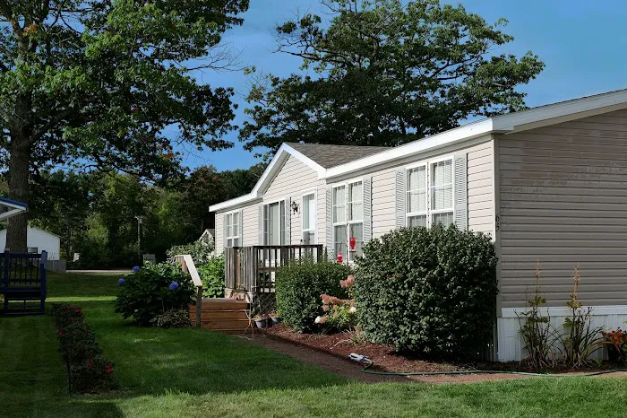 Bay Bridge Estates Picture 3