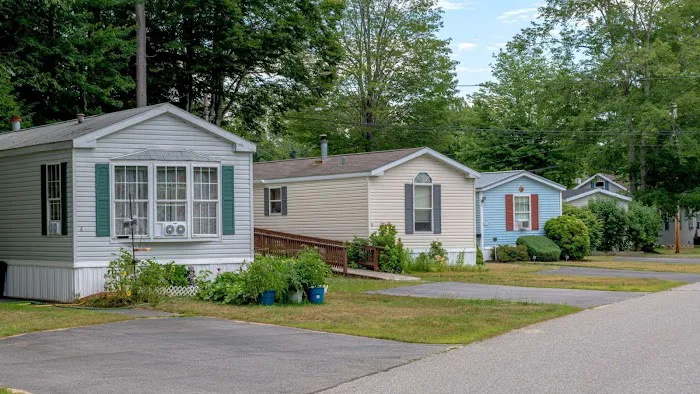 Maplewood Manor Picture 5