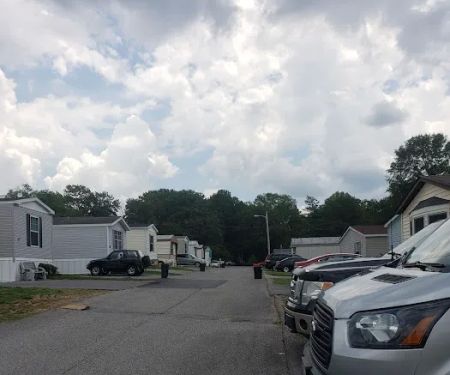 Arundel Mobile Village